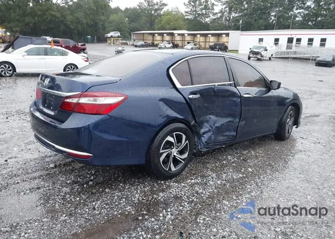 2017 Honda Accord Lx z USA, uszkodzony, nr VIN 1HGCR2F39HA296305